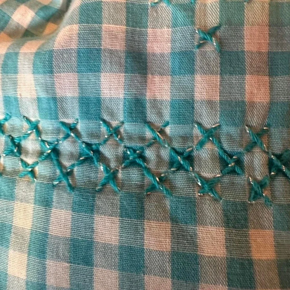 Vintage 50s Blue and white gingham apron with embroidered flowers cross stitch